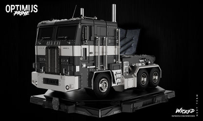 Optimus Prime (Truck Mode) Statue