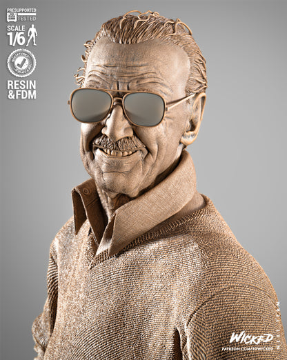 Stan Lee Statue