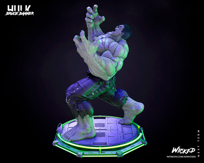 Incredible Hulk Statue