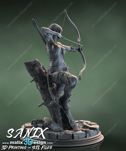 Lara Croft Statue