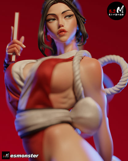 Mai Shiranui Statue