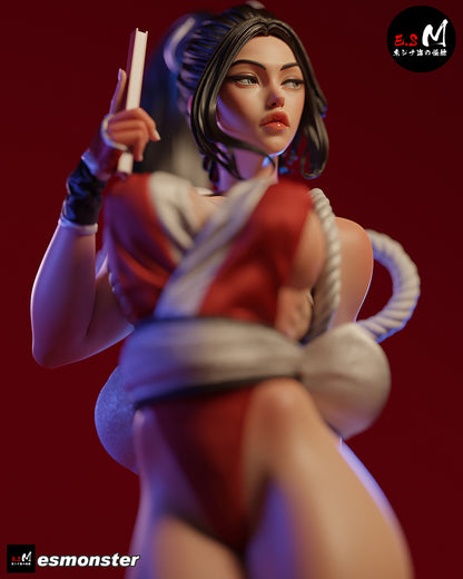 Mai Shiranui Statue