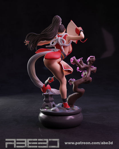 Mai Shiranui Statue