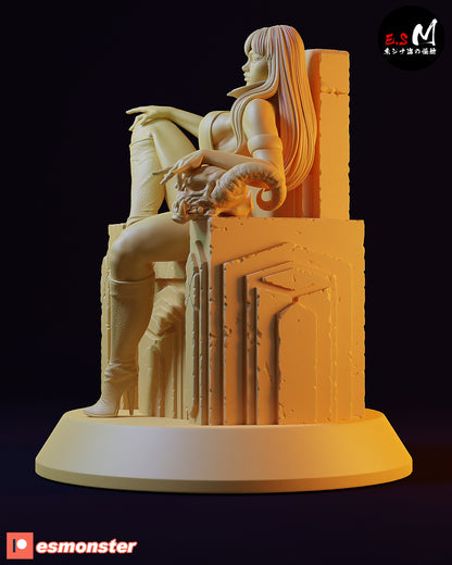 Vampirella Statue