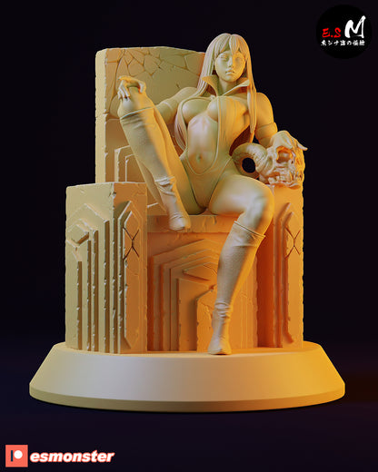 Vampirella Statue