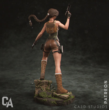 Lara Croft Statue